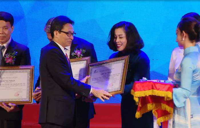 100 đơn vị được vinh danh và trao tặng giải thưởng Du lịch Việt Nam