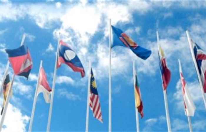 ASEAN và Nhật Bản nhất trí tăng cường quan hệ kinh tế