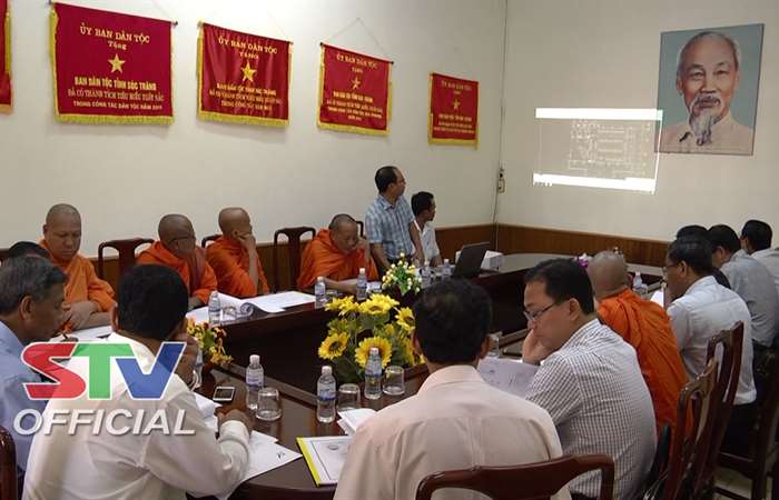 Ban Dân tộc tỉnh Sóc Trăng nghe báo cáo phương án nâng cấp, sửa chữa một số công trình phật giáo Nam tông Khmer
