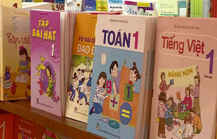 Băn khoăn trong lựa chọn sách giáo khoa