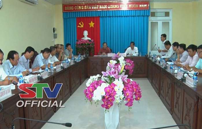 Ban Thường vụ Huyện ủy Trần Đề họp định kỳ tháng 12