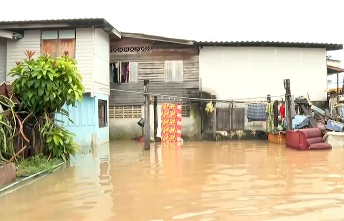 Bão Noru gây ngập lụt và lũ quét tại Thái Lan