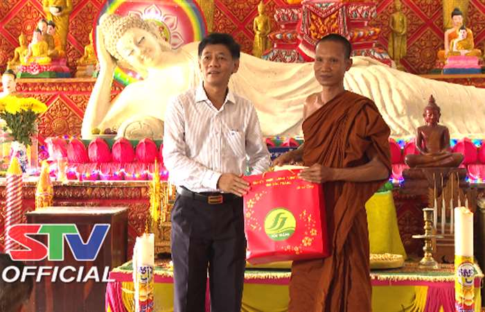 Bí thư Tỉnh ủy Sóc Trăng chúc mừng Lễ Đôlta tại huyện Long Phú, Cù Lao Dung