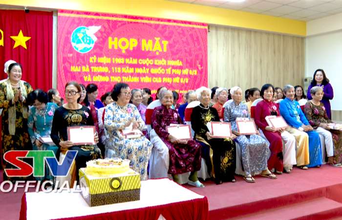 Câu lạc bộ Phụ nữ 8-3 họp mặt Kỷ niệm 1983 năm khởi nghĩa Hai Bà Trưng và 113 năm ngày Quốc tế Phụ nữ  
