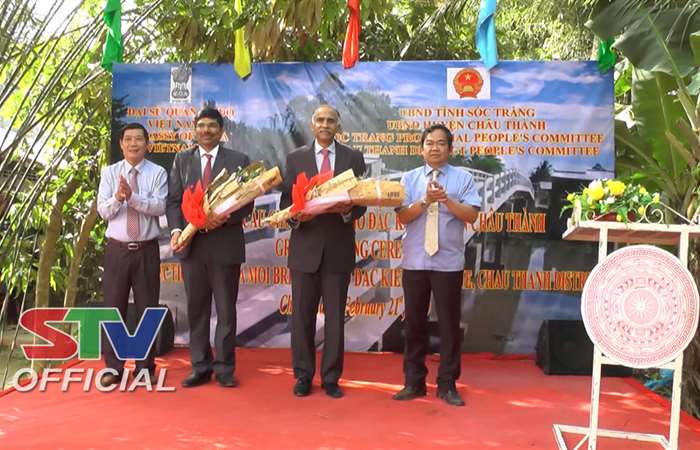 Châu Thành khánh thành cầu Chùa Mới