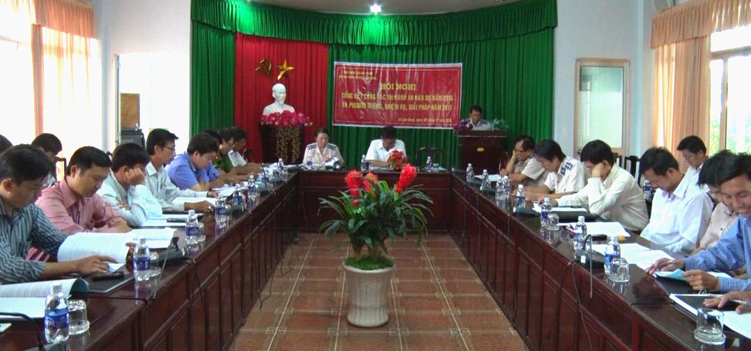 Chi cục Thi hành án dân sự huyện Cù Lao Dung tổng kết năm 2016