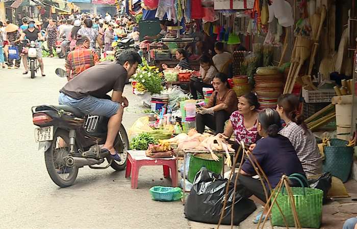 Chợ truyền thống tăng trưởng chậm
