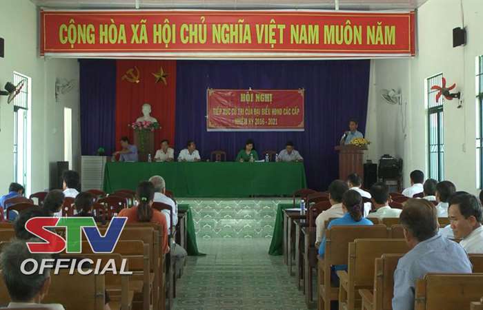 Chủ tịch HĐND tỉnh Sóc Trăng tiếp xúc cử tri xã Vĩnh Hiệp