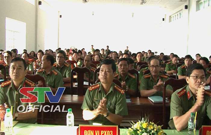 Công an Sóc Trăng khai giảng lớp bồi dưỡng kiến thức quốc phòng và an ninh, đối tượng 4