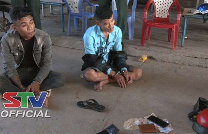 Cù Lao Dung: Bắt quả tang 2 đối tượng tàng trữ trái phép chất ma túy