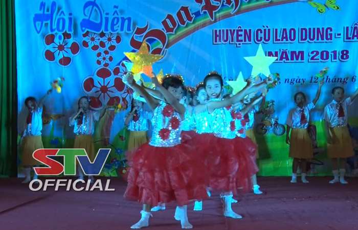 Cù Lao Dung tổ chức Hội thi Hoa Phượng đỏ