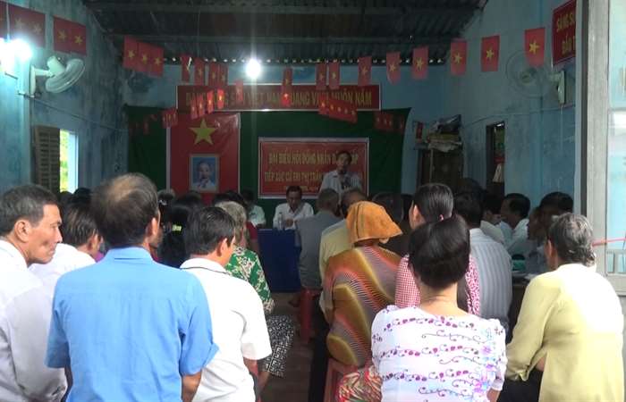 Đại biểu HĐND 3 cấp tiếp xúc cử tri thị trấn Huỳnh Hữu Nghĩa.