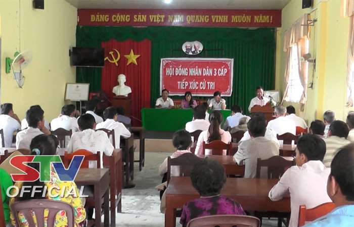 Đại biểu HĐND tiếp xúc cử tri huyện Thạnh Trị