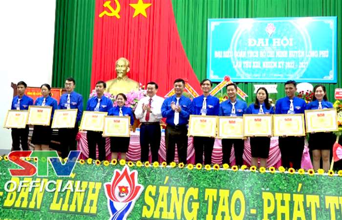 Nhiệm kỳ qua, Huyện đoàn Long Phú đã thực hiện được 34 công trình Thanh niên cấp huyện  