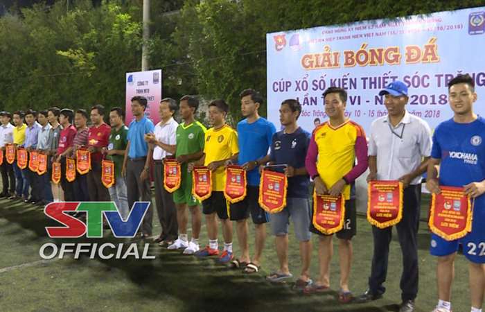 Đoàn khối Doanh nghiệp Sóc Trăng khai mạc giải bóng đá Nam
