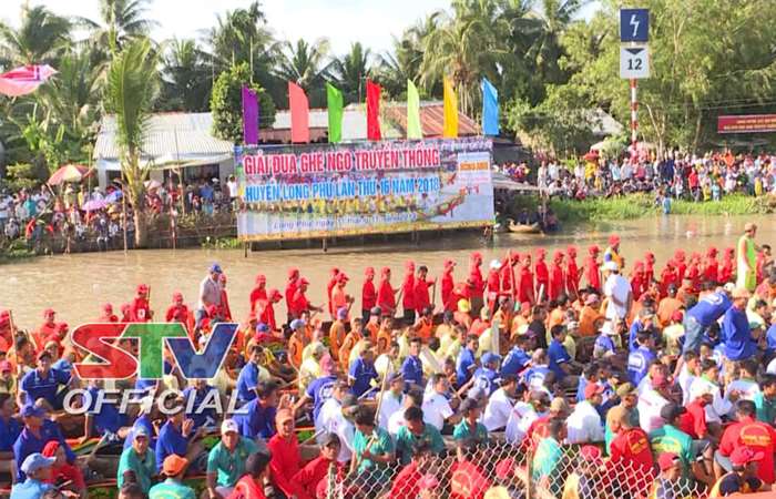 Giải đua ghe Ngo truyền thống huyện Long Phú lần thứ 16 năm 2018