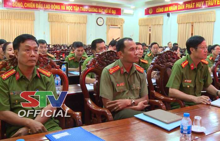 Hội nghị sơ kết công tác thu thập thông tin phục vụ xây dựng Cơ sở dữ liệu Quốc gia về dân cư