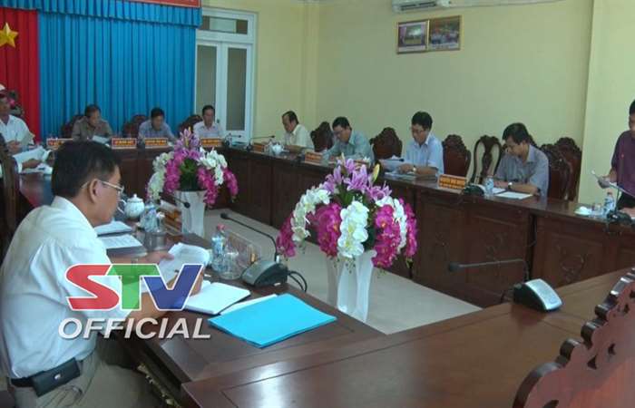 Huyện Trần Đề họp xem xét hồ sơ đề nghị xã An toàn khu.