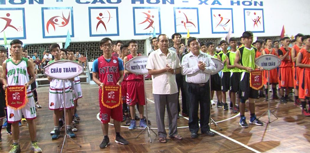 Khai mạc Giải Bóng rổ Nam U20 tỉnh Sóc Trăng năm 2016