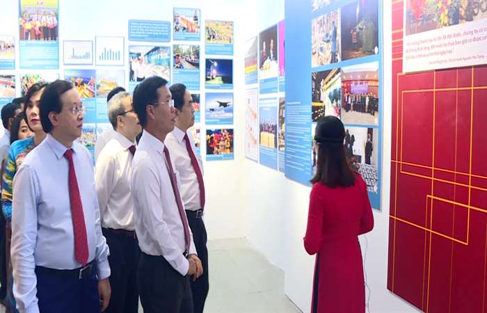 Khai mạc trưng bày "Việt Nam - Độc lập, Tự cường"
