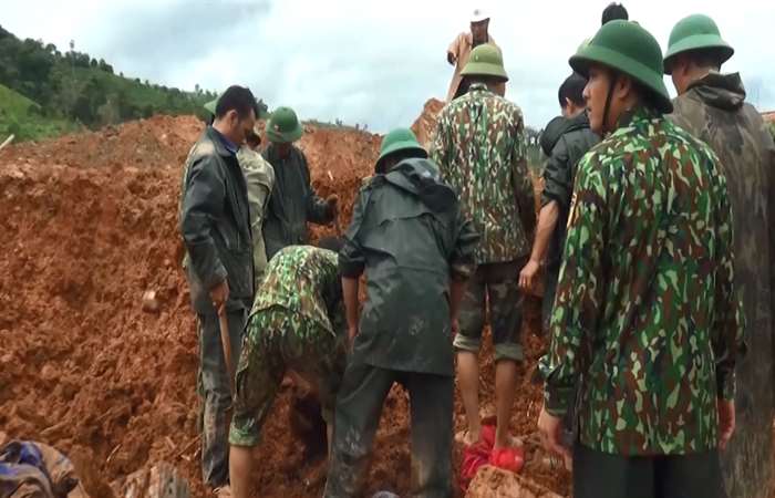 Khẩn trương khắc phục sự cố sạt lở núi tại Đoàn kinh tế Quốc phòng 337