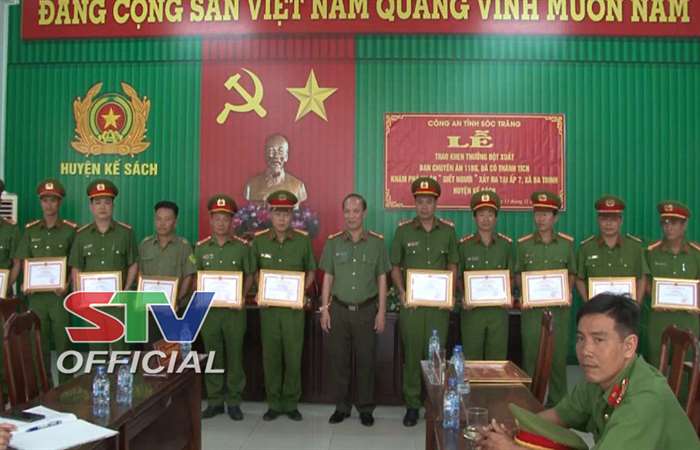 Khen thưởng đột xuất trong chuyên án "Giết người"