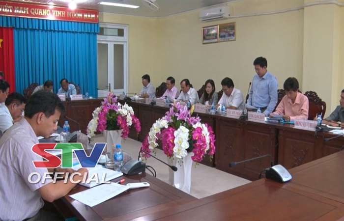 Kiểm tra công tác cán bộ tại huyện Trần Đề.