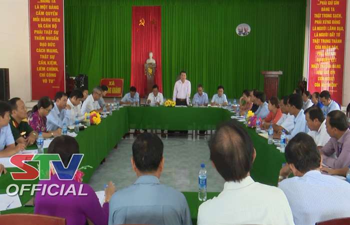 Lãnh đạo Huyện ủy Long Phú kiểm tra xã nông thôn mới nâng cao ở xã Trường Khánh