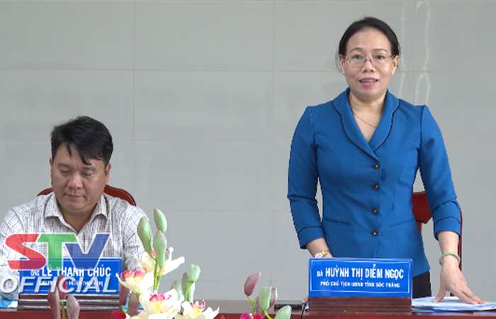 Lãnh đạo UBND tỉnh Sóc Trăng làm việc với Trung tâm Y tế các huyện Thạnh Trị và Châu Thành 