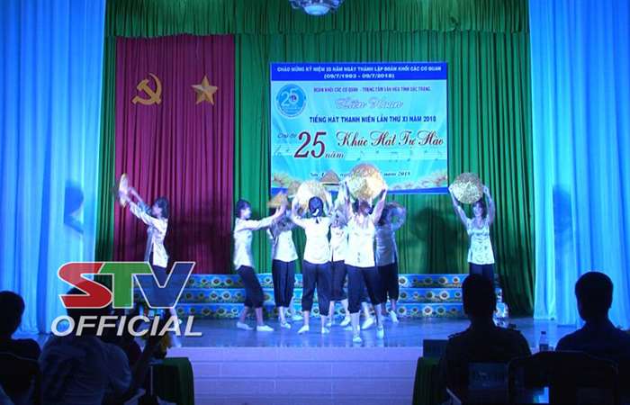 Liên hoan kỷ niệm 25 năm thành lập Đoàn ủy Dân Chánh Đảng