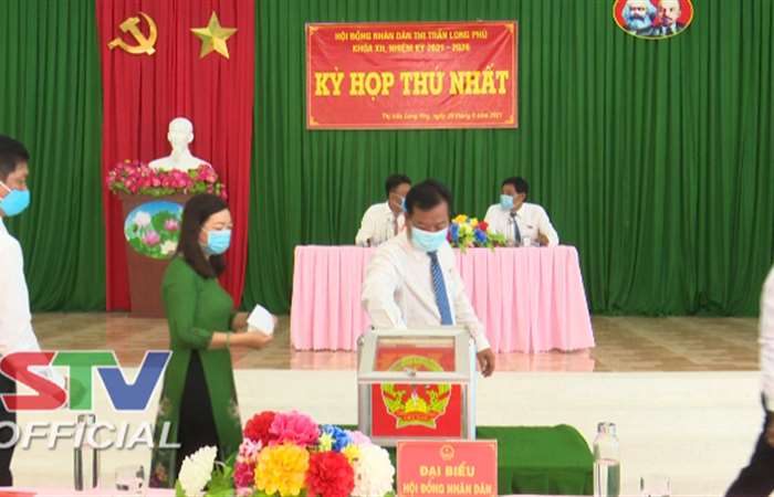 Long Phú tổ chức xong kỳ họp thứ I- HĐND các xã, thị trấn