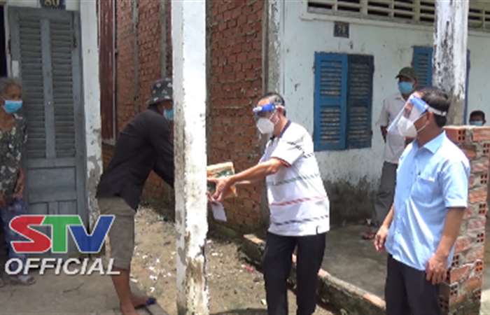 Mỹ Tú kiểm tra công tác phòng, chống dịch bệnh COVID 19 tại xã Thuận Hưng
