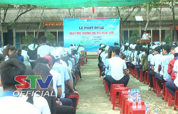 Mỹ Xuyên mít tinh hưởng ứng ngày Môi trường Thế giới 5/6
