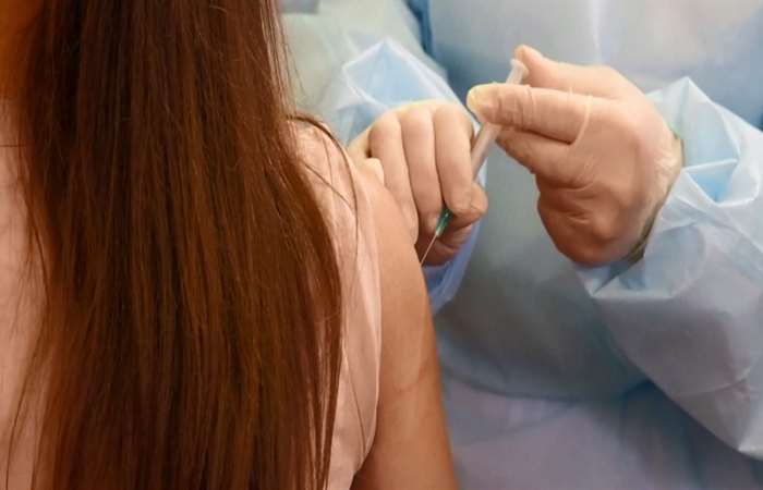 Nga phê chuẩn vaccine ngừa COVID-19 thứ 2