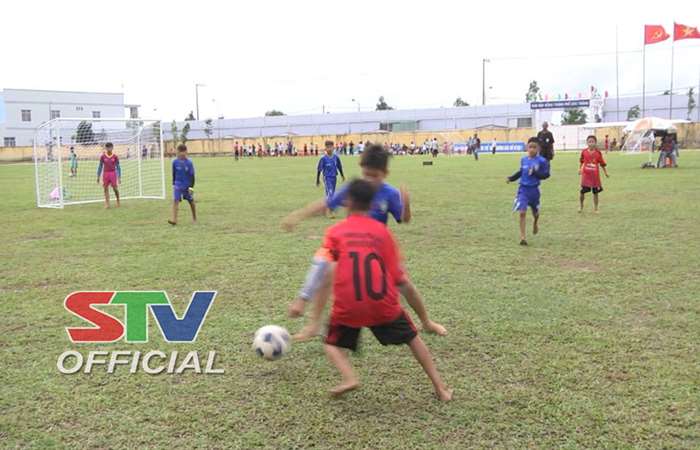 Ngày thi đấu thứ 2 - Giải Bóng đá Nhi đồng tranh Cúp STV