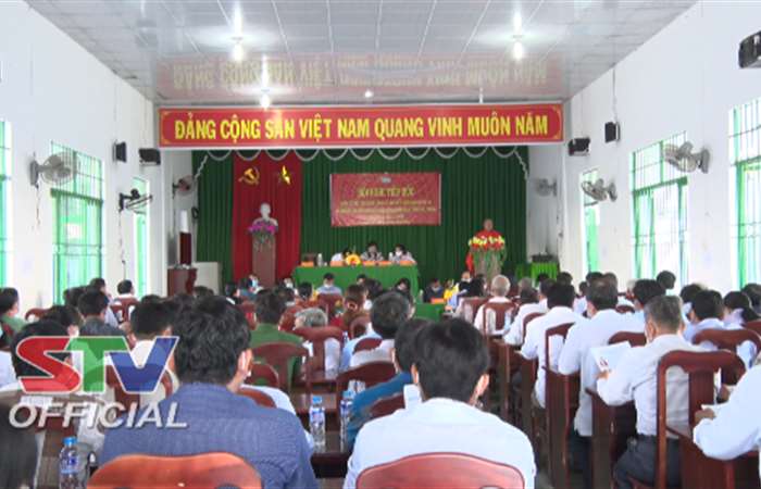 Người ứng cử đại biểu Quốc hội và đại biểu HĐND tỉnh tiếp xúc cử tại xã Vĩnh Hiệp, thị xã Vĩnh Châu