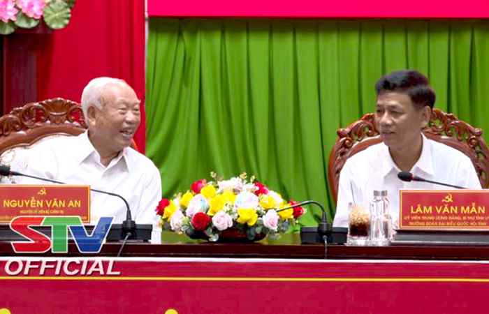 Nguyên Chủ tịch Quốc hội Nguyễn Văn An đến thăm và làm việc với Tỉnh ủy Sóc Trăng