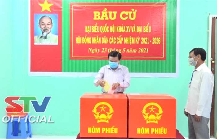 Đến 9 giờ ngày 23-5-2021, có khoảng 300 ngàn cử tri trong tỉnh Sóc Trăng đi bỏ phiếu bầu
