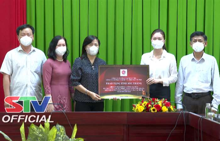 Sóc Trăng tiếp nhận 1.000 sản phẩm thuốc Đông y hỗ trợ điều trị bệnh nhân COVID-19