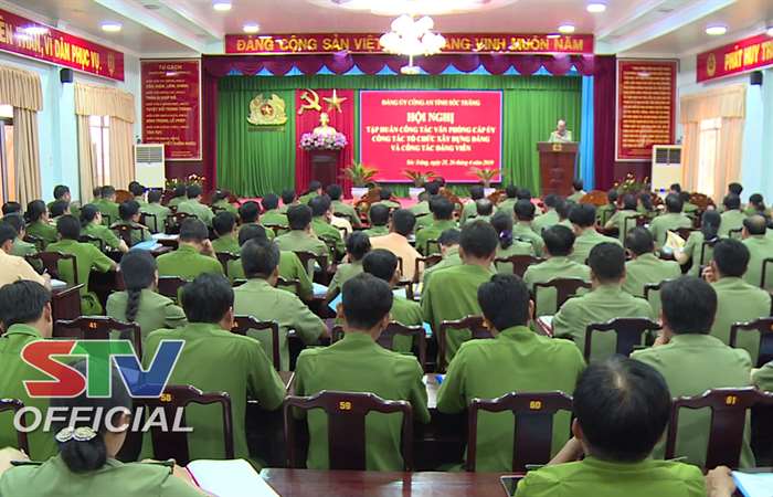Tập huấn nghiệp vụ công tác văn phòng cấp ủy, tổ chức xây dựng Đảng và đảng viên