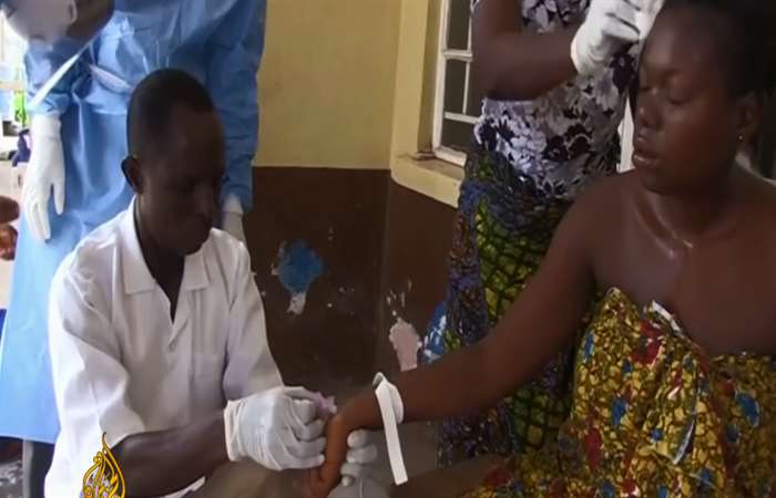 Thành lập kho dự trữ vaccine ngừa virus Ebola