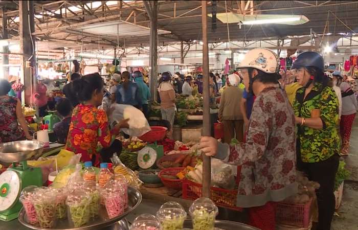 Thành Phố Sóc Trăng tổ chức kiểm định cân thông dụng tại các chợ