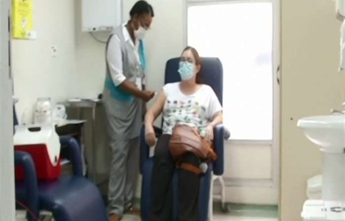 Thế giới đẩy nhanh tiến độ phân phối vaccine