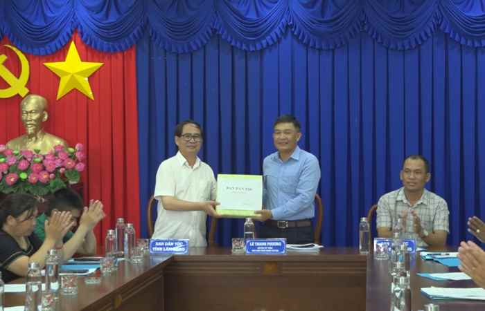 Ban Dân tộc tỉnh Lâm Đồng trao đổi học tập kinh nghiệm tại huyện Long Phú