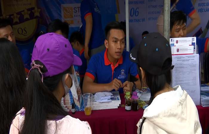 Tư vấn tuyển sinh đáp ứng nhu cầu nhân lực Đồng bằng sông Cửu Long