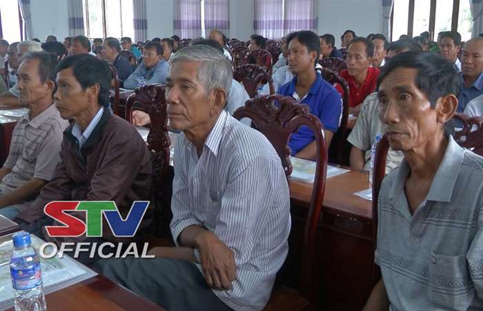 Tuyên truyền giáo dục pháp luật cho cán bộ, đồng bào Khmer ở Vĩnh Châu.