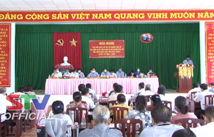 Ứng cử viên đại biểu Quốc hội và đại biểu HĐND tiếp xúc cử tri tại thị trấn Long Phú và xã Long Phú