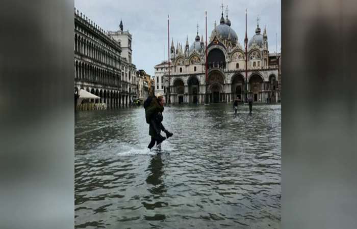 Venice, Italy chống chọi với thảm họa thủy triều