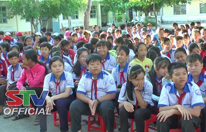 Vĩnh Châu: Hiệu quả từ việc giáo dục an toàn giao thông trong trường học