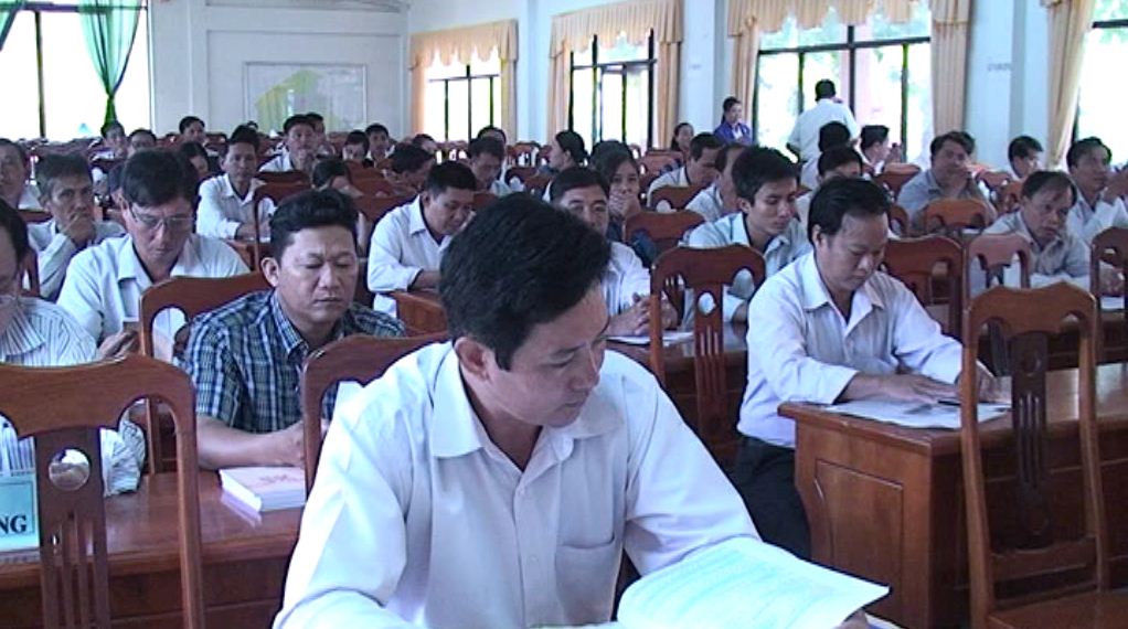 Huyện Mỹ Tú tổ chức lớp chuyên đề học tập và làm theo tư tưởng đạo đức, phong cách Hồ Chí Minh.